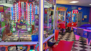 Carowinds Arcade game room
